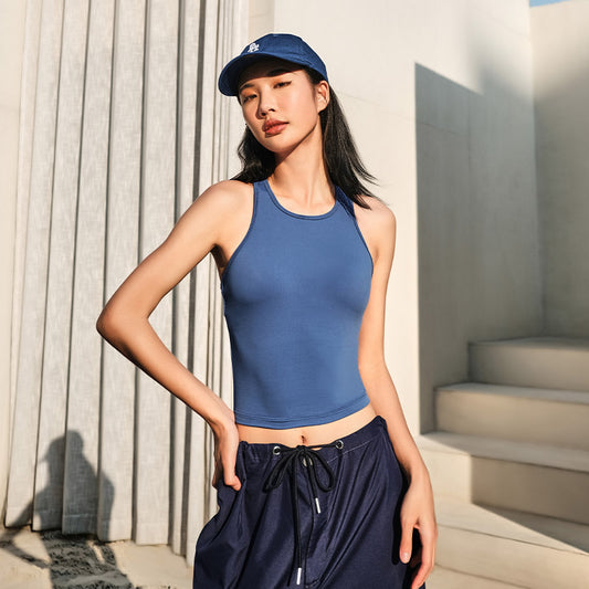 La Nikar female I-back, shock absorbing yoga wear undershirt