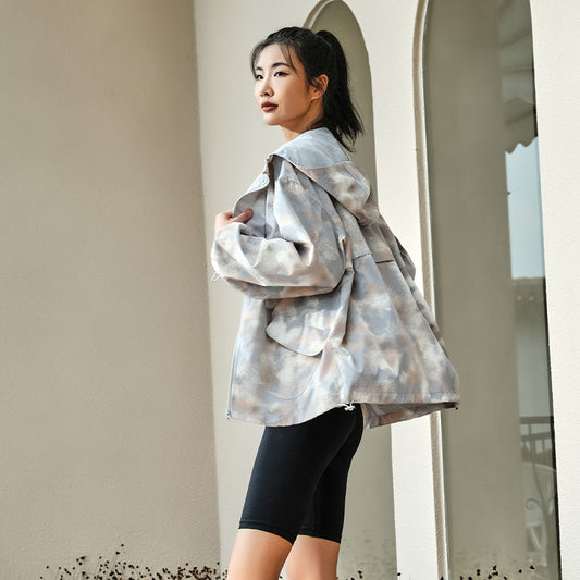 La Nikar Windproof Hooded Windbreaker - Casual and Versatile Jacket