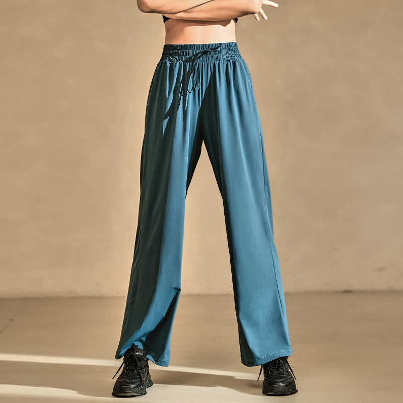La Nikar lace-up high-waisted wide-legged pants