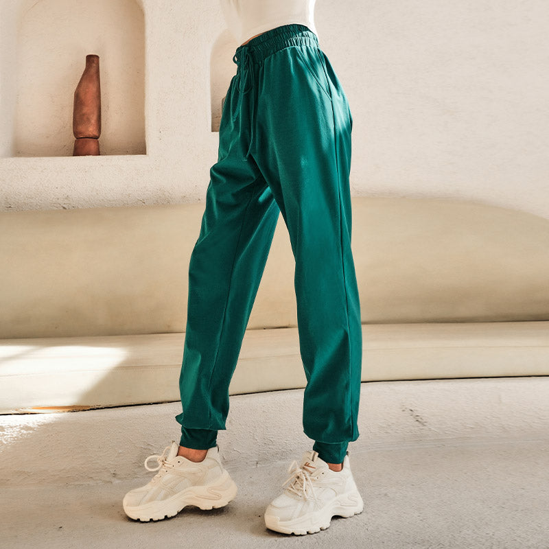 La Nikar Loose Legged Sweatpants