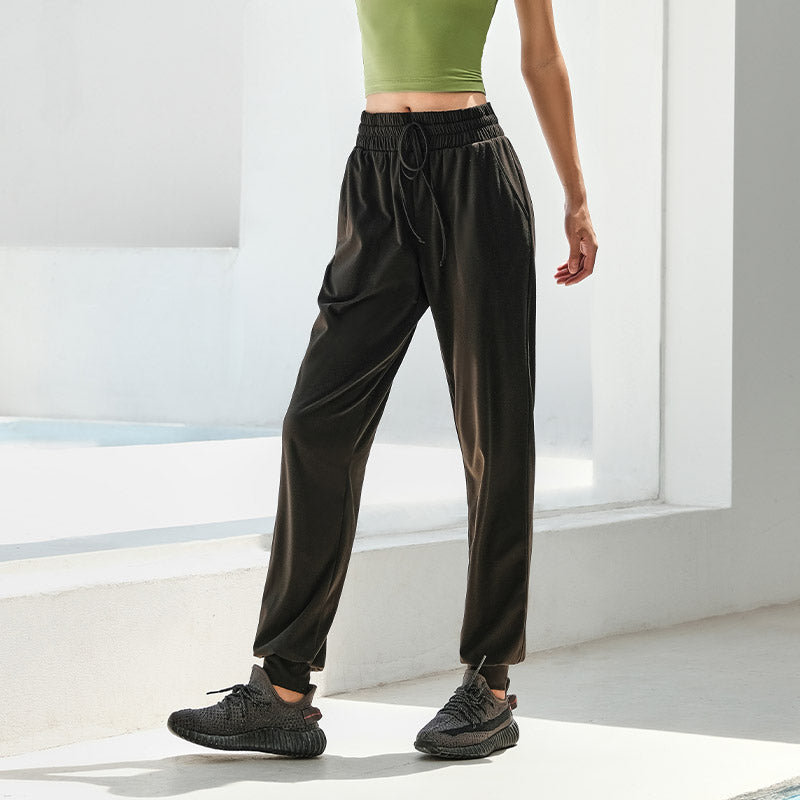 La Nikar Loose Legged Sweatpants
