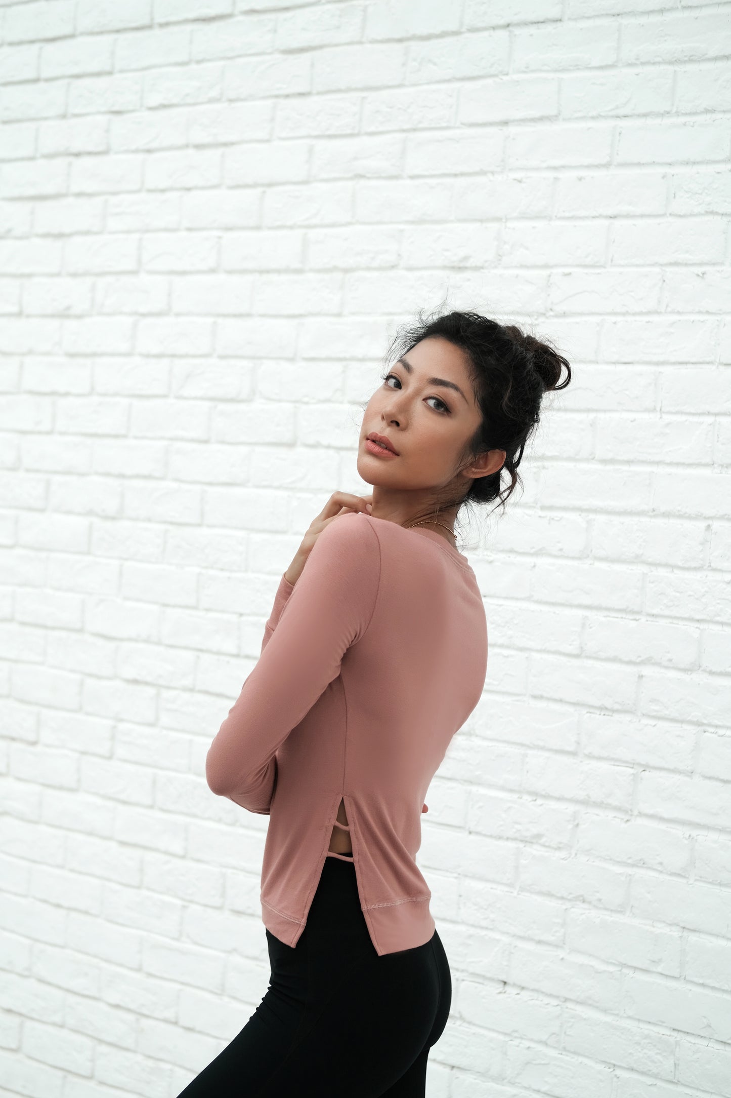 S0297 Split Casual L/S Top